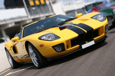 assurance mustang hummer corvette luxe prestige
